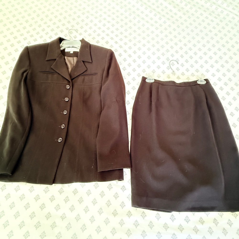 Sophisticated Women's Brown Blazer and Skirt Set
